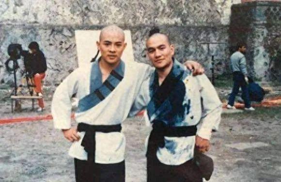 86年的老版水浒传合集，98版《水浒传》武松打的是真老虎