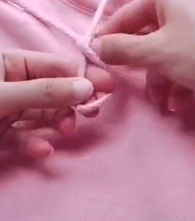 教大家几款卫衣绳子打结法，卫衣绳打结大合集奉献给大家