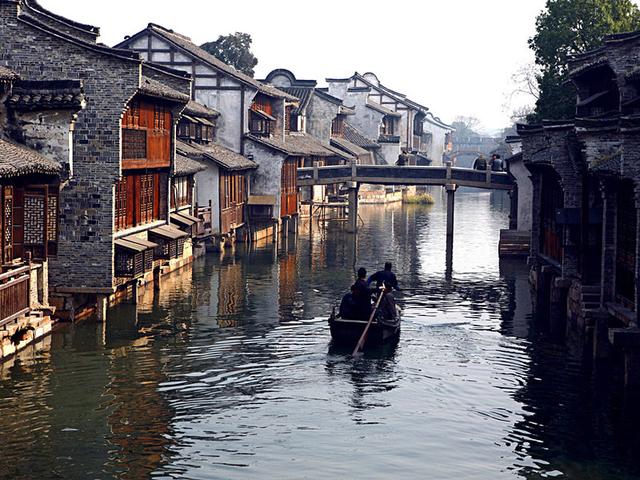 去乌镇怎么玩，到了乌镇怎么玩（很多人都不知道的小窍门）