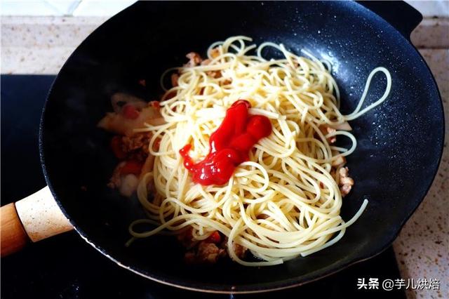 番茄意大利面的做法，番茄意大利面最简单好吃的做法（手把手教你做番茄意大利面）