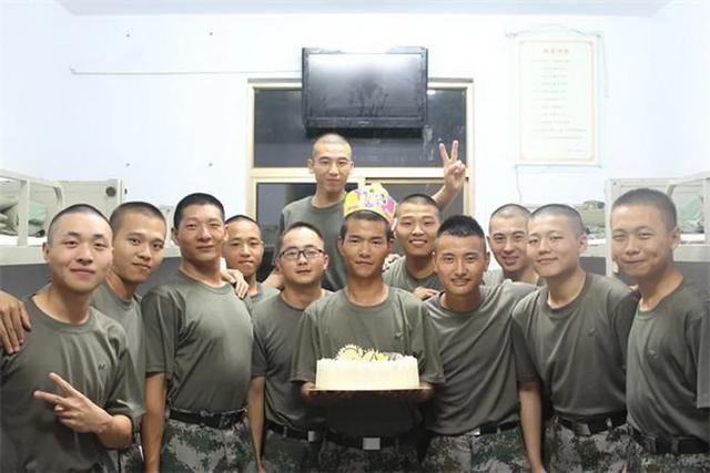 梦见军队是什么意思，梦到在部队是什么意思（这9个“知识点”请收好）