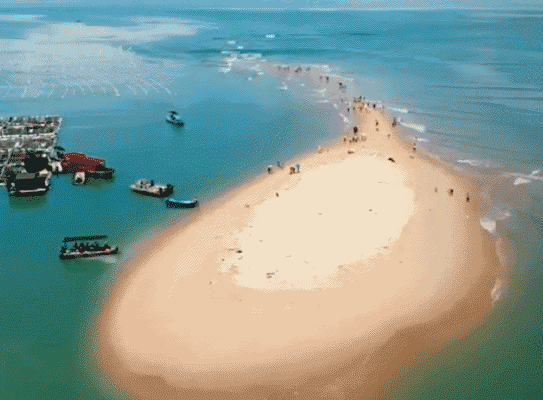 毕业旅行文案，毕业旅行文案8个字（毕业季，用一场旅行致青春）