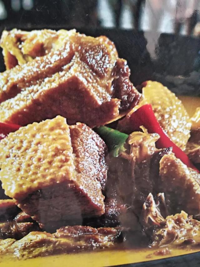 好巴适是什么意思，四川话很巴适是什么意思（口口惊艳/好巴适u003c双流广场鸡毛店u003e）