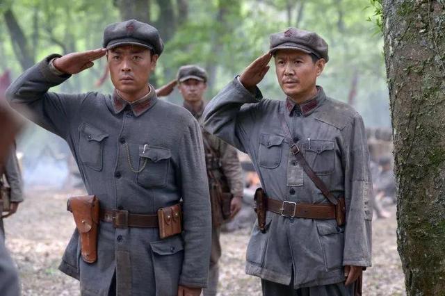 演员张桐的个人资料，张桐个人资料（张桐个人资料简介(身高/生日/年龄)关思婷）