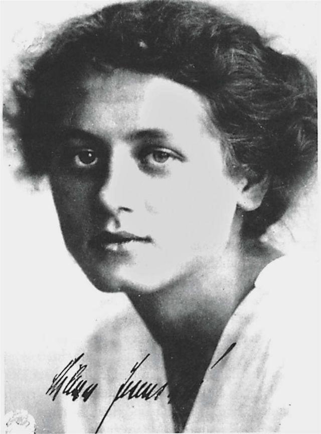 写给婚外情人伤感情书，给婚外情人的一封情书（卡夫卡写给爱人的情书中）