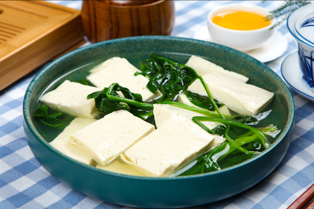 白醋做豆腐的详细方法窍门，白醋点豆腐的做法窍门（做法简单一学就会）