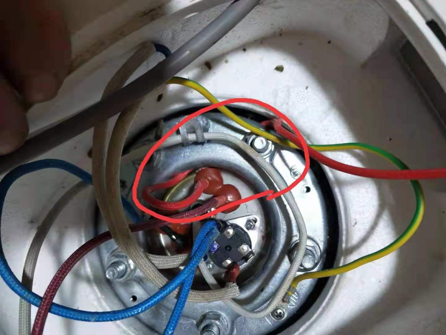 阿诗丹顿热水器怎么清洗（阿诗丹顿热水器的清洗方法）