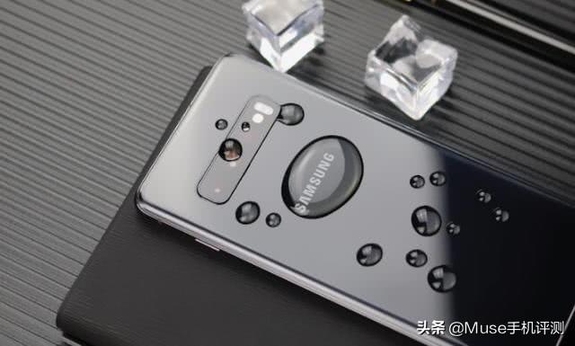 三星galaxys10好用吗，三星S10良心使用体验——这2个地方很赞