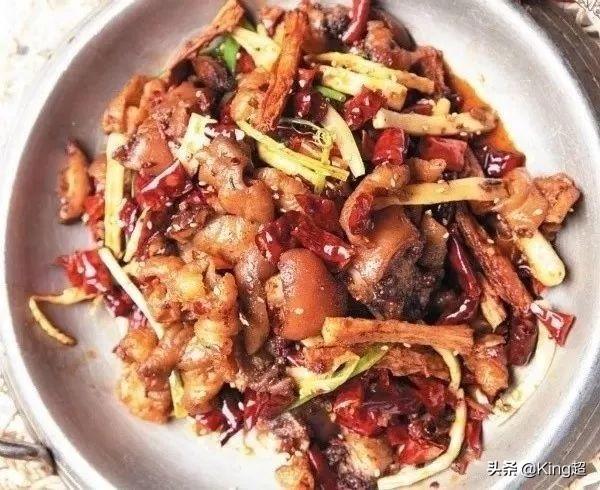 干锅油焖蚕豆，蚕豆油焖蚕豆（一定要先熬好干锅油、干锅酱）