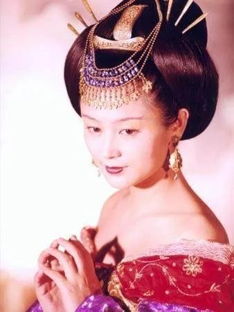 曹操有几个妻子，曹丕有几个老婆（盘点曹操十六位夫人）