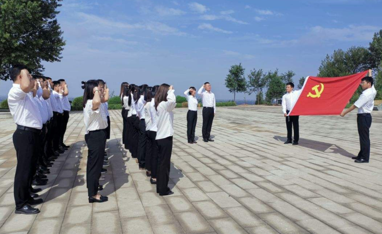 选调生必须是党员吗(家里没关系千万别考公务员)