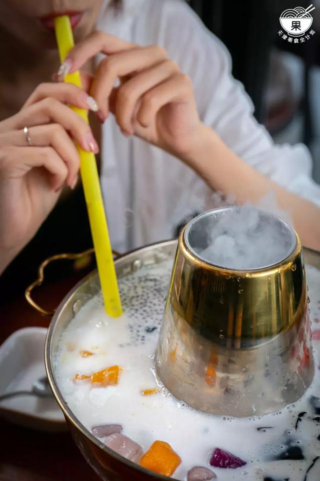 冰火锅的制作方法,冰火锅的制作方法作文(一口降10℃的“冰火锅”来了) 冰火锅的制作方法,冰火锅的制作方法作文(一口降10℃的“冰火锅”来了)