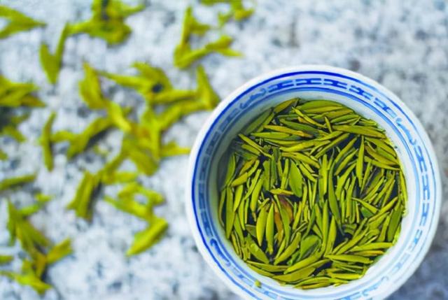 绿茶盖碗的正确泡法，牢记这个绿茶“顺口溜”