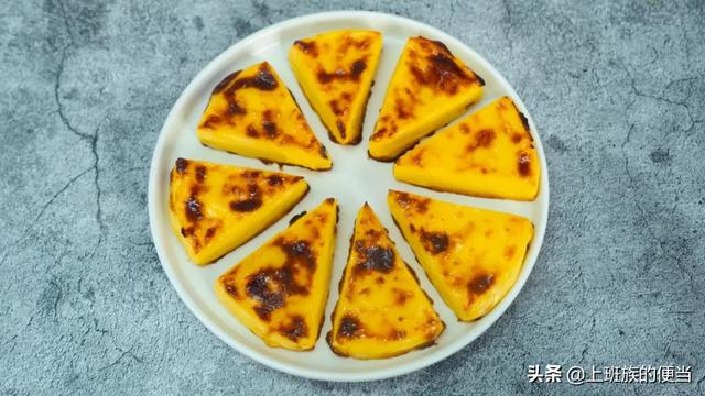 玉米糖三角的做法，玉米面糖三角做法视频（这甜品抖音获赞百万）