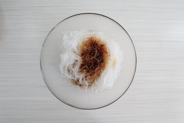 如何制作土豆炒粉丝，土豆炒粉丝怎么做好吃（不想做饭就吃它）