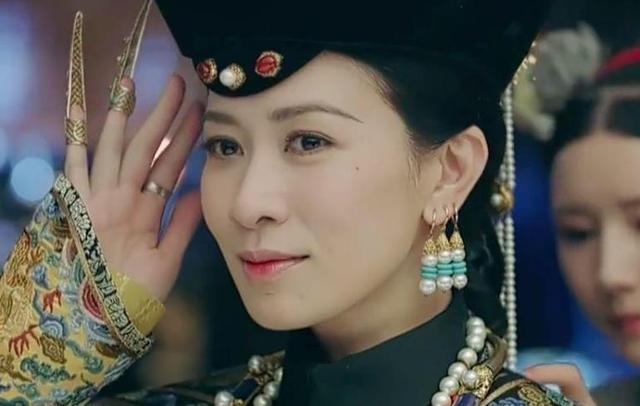 乾隆继后乌喇那拉氏简介，乾隆继后乌拉那拉氏（深受宠爱的那拉皇后）