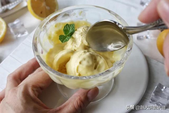 求自制水果冰淇淋做法,水果自制冰淇淋简易做法(比卖的好吃太多了) 求自制水果冰淇淋做法,水果自制冰淇淋简易做法(比卖的好吃太多了)