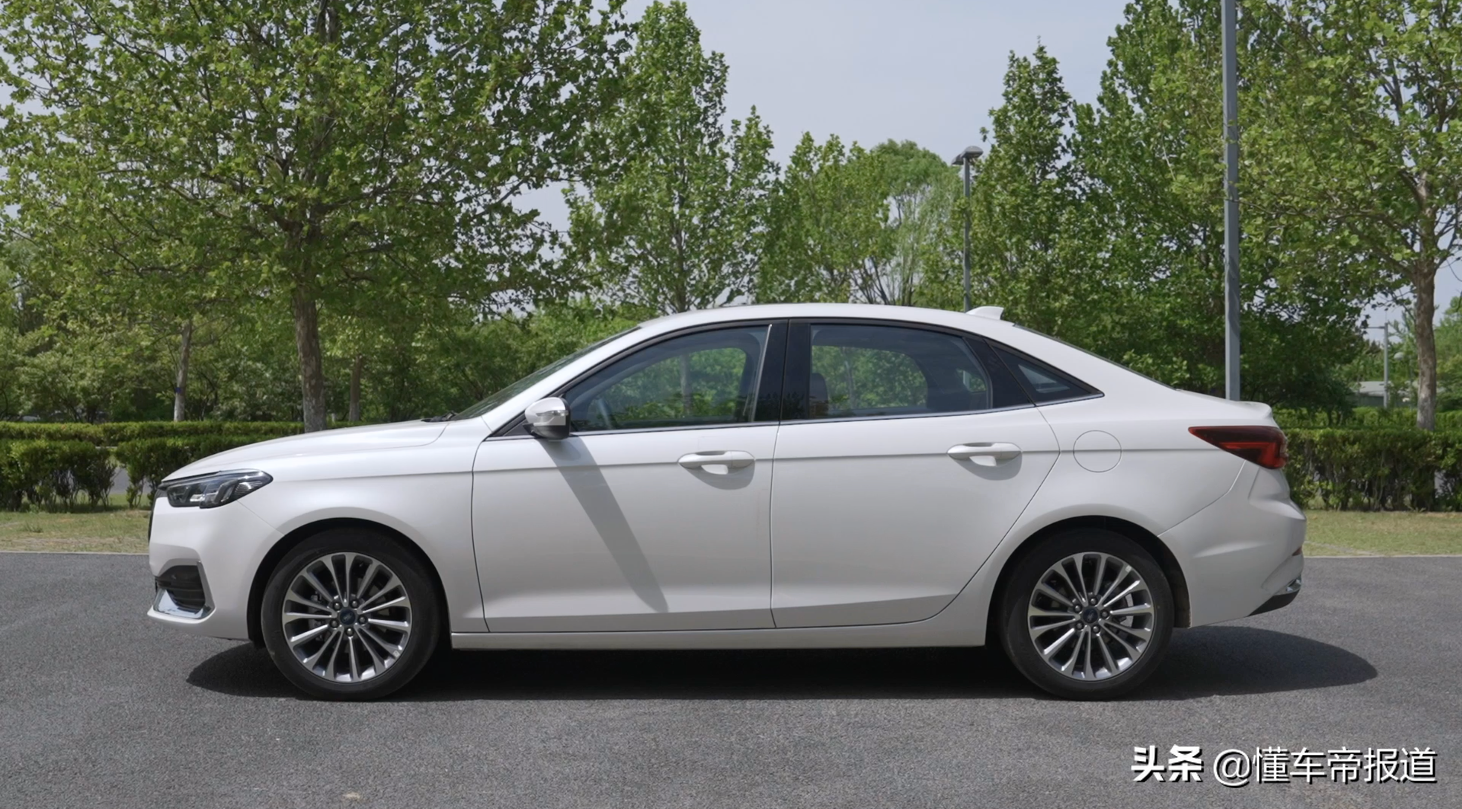 新款福特福睿斯2021款(1.