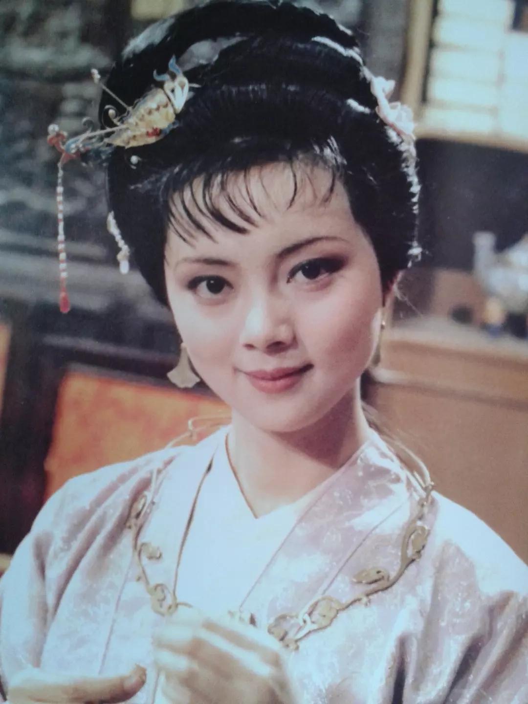 新版红楼梦剧照(两版电视剧) - 火句子