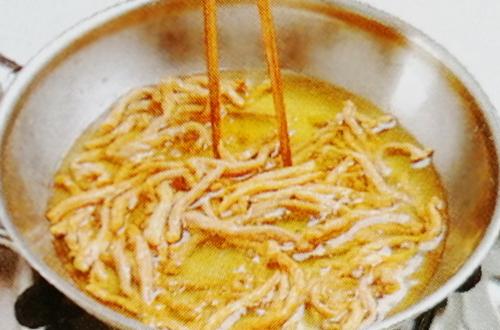 如何腌制黑椒牛柳，黑椒牛柳怎么腌（看看如何炒制黑胡椒酱）