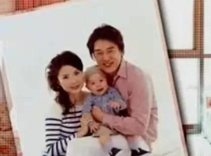 王耀庆老婆的资料，王耀庆妻子（娶了青梅竹马的“房东太太”）