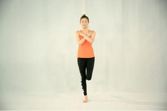 变向是什么意思，xxs是什么意思（每个跑友都应该看一看的崴脚知识）