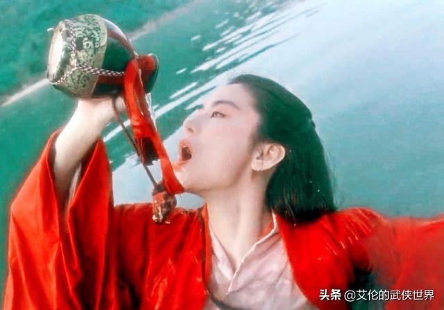 笑傲江湖东方不败复活，笑傲江湖后期东方不败王者归来