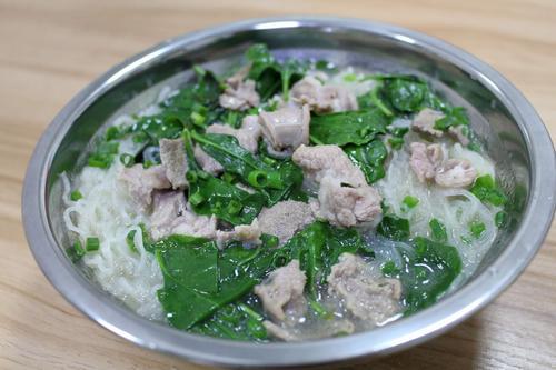 枸杞叶汤的做法，枸杞叶瘦肉汤的做法（学会这样做枸杞叶瘦肉汤）