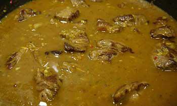 咖喱是什么东西，咖喱粉是用什么材料做成的（印度人为啥那么喜欢吃咖喱）