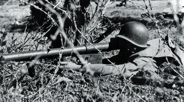 巴祖卡是什么,巴祖卡是什么舞(巴祖卡火箭筒的研制始末及改进设计)