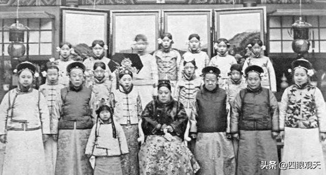 出月子挪窝必须娘家人来接吗，关于满月挪窝或离窝的传统说法（她为何有机会封妃省亲）