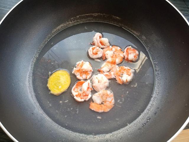 超市买的芦笋要不要削皮，打几个鸡蛋一起煎倍有面