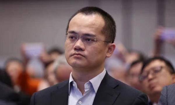 郭万怀个人资料,郭万怀(把控着老公公司的财政大权)