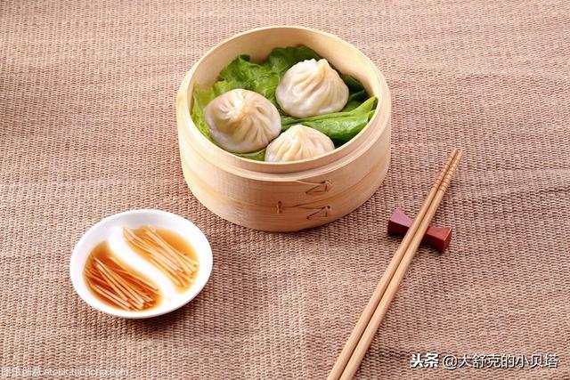 杭州小笼包的秘密，正宗的杭州小笼包是什么样子的（吃了那么久的小笼包）