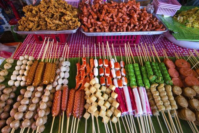 小吃摊做什么好卖，南方小吃摊做什么好卖（这5种小吃摊适合新手）