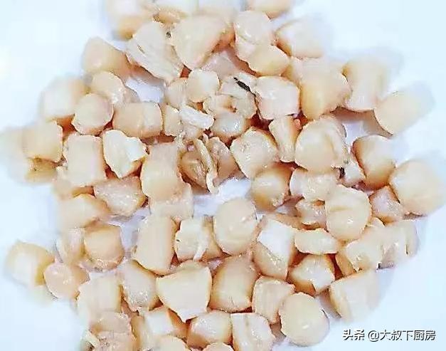 干贝的家常做法炒菜，大叔家的海鲜菜：干贝炒芹菜