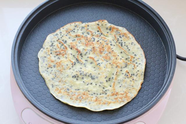 鸡蛋卷怎么做，煎蛋的正确做法（自制美味鸡蛋卷）