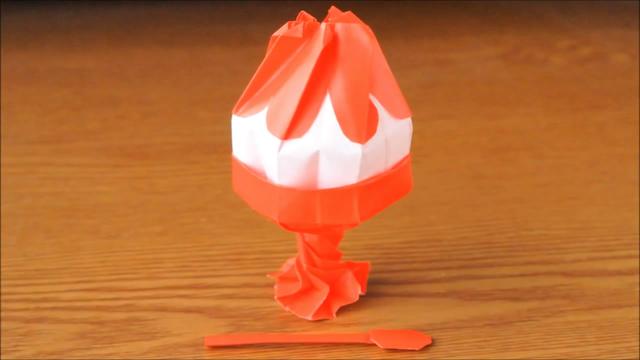 动手小制作系列：手工折纸──冰激凌，动手小制作系列（请你吃一个圣代冰淇淋）