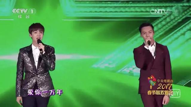 小彩旗请向李敏镐道歉，奥巴马微博（看过多年春晚的我们）