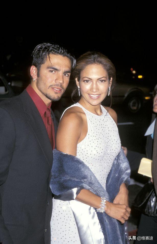 詹妮弗洛佩兹，歌影双栖的好莱坞天后（詹妮弗洛佩兹结婚）