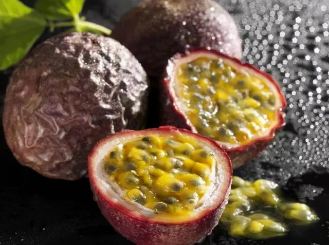 passionfruit歌词 passionfruit歌曲介绍，passionfruit歌词（被称为“果汁之王”）