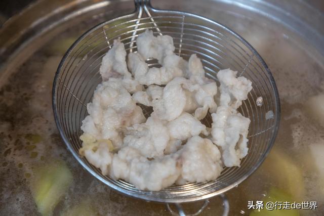 牛鞭是什么部位，牛三宝分别是什么部位（名扬在外的官塘美食）