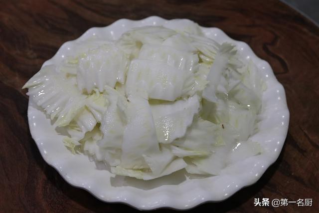 白菜帮子怎么做好吃，很多人不喜欢吃白菜帮