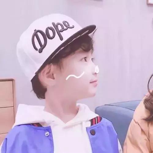 单身汪专用情头，微信头像，单身汪专用情头（超级甜的100张情侣头像拿好不谢）