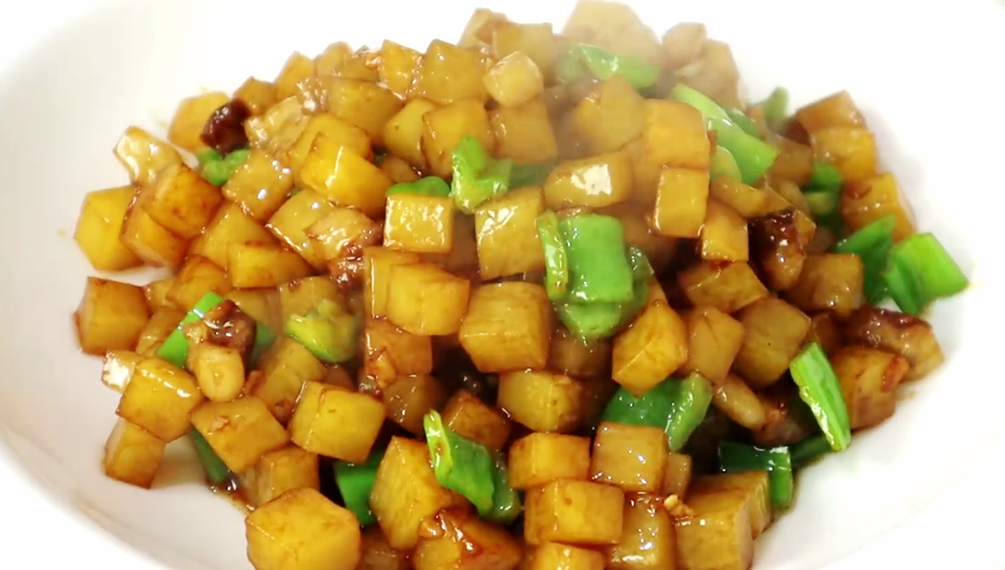 图片[6]-【炒土豆】做法步骤图 比大鱼大肉还香 过年用它招待客人特棒-起舞食谱网