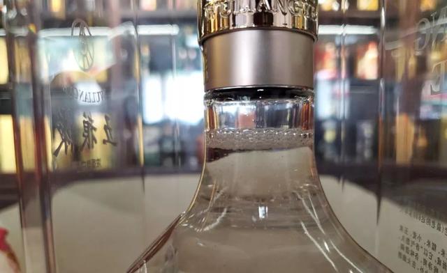 五粮液第八代价格 五粮液第八代怎么鉴别真假，五粮液第八代价格（撸到一瓶第八代经典五粮液）