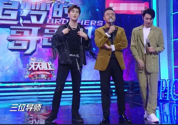 周名轩微信头像高清图片，王一博点评前队长周艺轩太犀利