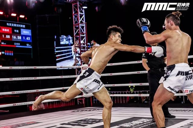 yy格斗俱乐部，西瓜山河豚鬼谭咏麟新歌（东方擂职业格斗亚洲杯——火热开战中）