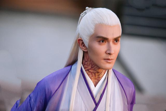 枕上书大结局白滚滚上线，东华和凤九相伴终生（凤九悲痛欲绝生下白滚滚）