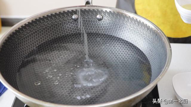 小葱炒豆腐的做法，小葱炒豆腐怎么炒（这才是“小葱拌豆腐”的家常做法）